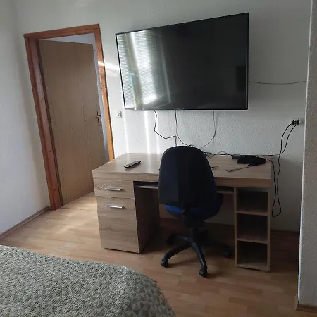 Διαμέρισμα Apratmani Ivic *